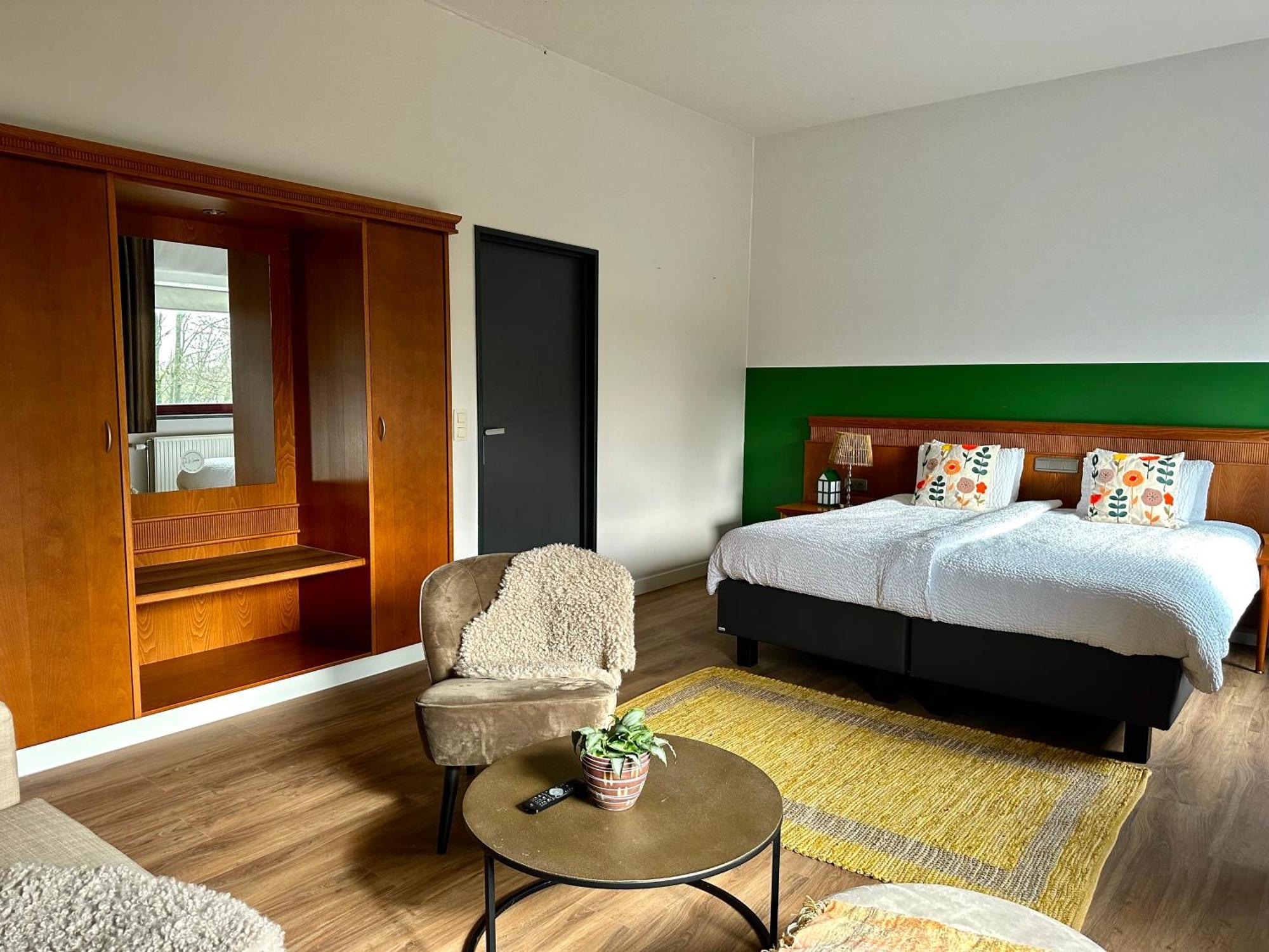 Guesthouse De Wissen Дилсен-Стокем Екстериор снимка